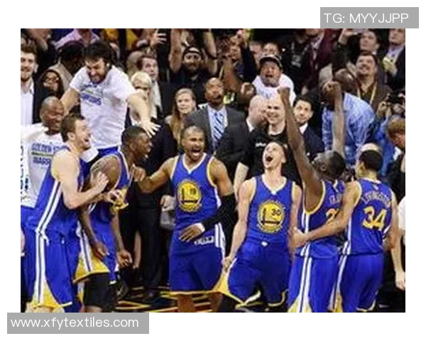 足球场上的欢乐时刻 球星搞笑集锦引爆笑点大盘点 足球场上的欢乐时刻 球星搞笑集锦引爆笑点大盘点