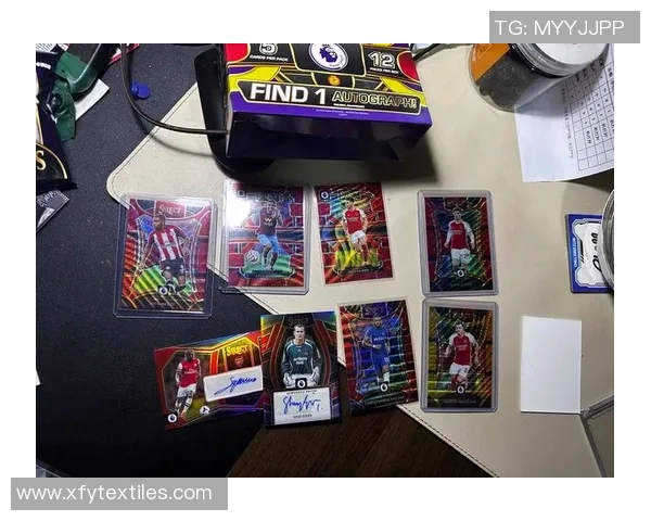 帕尼尼球星卡足球内马尔限量版珍藏卡值得收藏与投资分析