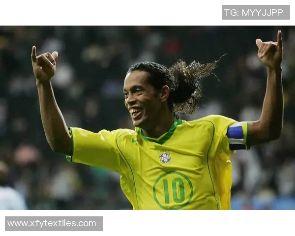 足球历史巅峰十大球星排名揭晓 谁才是最伟大的传奇球员 足球历史巅峰十大球星排名揭晓 谁才是最伟大的传奇球员